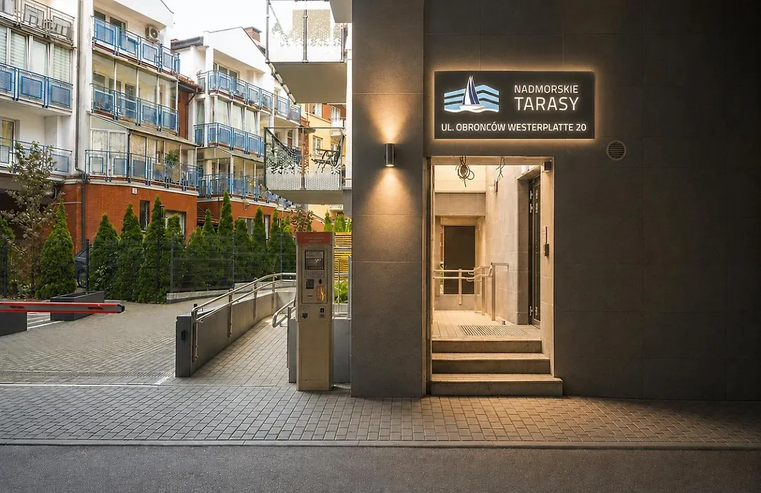 Nadmorskie Tarasy Apartament Park i Morze-1